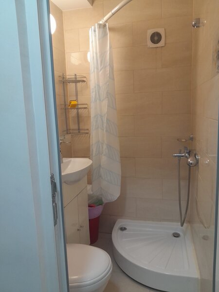 Titan, Postavarului,